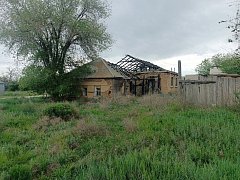 Проблема брошенных домов в Александров Гае: уютная старина или риск? 