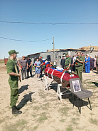 На хуторе Байгужа простились с Айдосом Акбулатовым