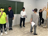 Волшебный мир театра раскрывают детям Александров Гая