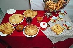 В Александрово - Гайском Молодёжном центре отметили Масленицу