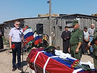 На хуторе Байгужа простились с Айдосом Акбулатовым