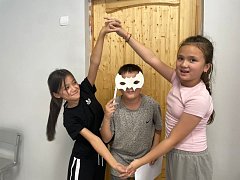 Волшебный мир театра раскрывают детям Александров Гая