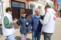 Александровогайские студенты присоединились к акции «Георгиевская ленточка»
