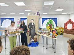 «Портал в Лукоморье» открылся в детской библиотеке Александрова Гая