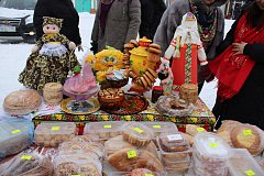 Широко и весело отметили Масленицу в Александров Гае