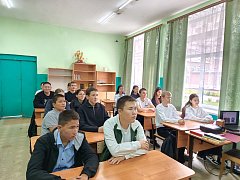 Александрово - Гайская библиотека приняла участие в акции «Давай читать, Губерния!»