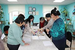 В Александрово-Гайском КЦСОН провели экскурсию для пожилых людей