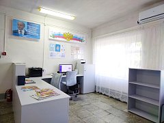 Центральная библиотека в Александровом Гае получила новую мебель