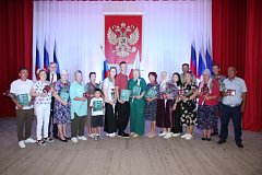 Под знаменем единства: как в Александровом Гае отметили День государственного флага