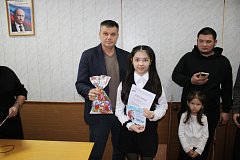 Газета «Заволжские степи» наградила победителей конкурса «Символ года»