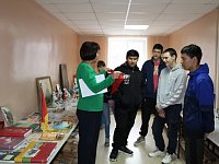В Александрово-Гайском ЦСОН прошла обзорная экскурсия для школьников