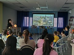 В Александрово-Гайской библиотеке дети совершили кругосветное путешествие