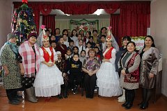 В Варфоломеевке состоялся семейный конкурс в рамках проекта «Бабушка, мама, внучка»