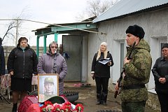 В Александров Гае простились с участником СВО Александром Шеповаловым