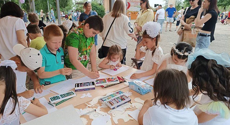 День детства отметили в Александрово-Гайском районе