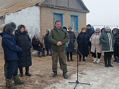 В Александрово - Гайском районе состоялось прощание с погибшим бойцом