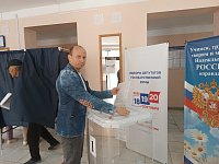 В Александрово-Гайском районе дан старт второму дню всенародного голосования 