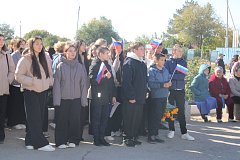 Александровогайцы отметили годовщину воссоединения Донбасса и Новороссии