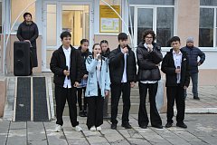 Школа Александров Гая увековечила память своего выпускника Алексея Наватова