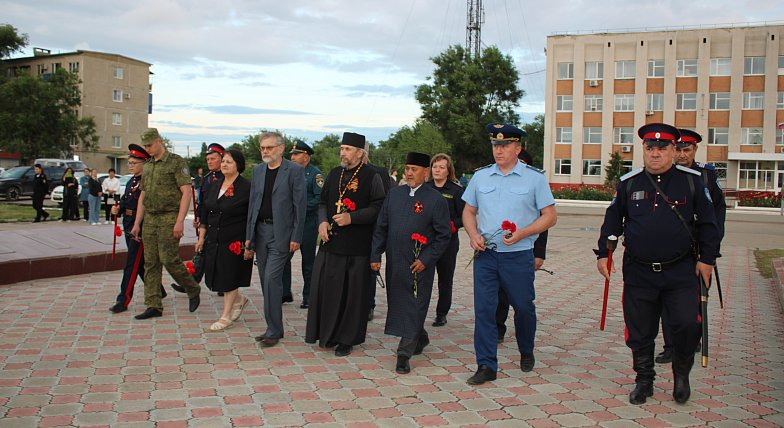 85 лет назад, ровно в 4 часа утра… Траурный митинг «Свеча памяти» в Александровом Гае