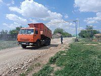 В Александрово – Гайском районе идут дорожные работы