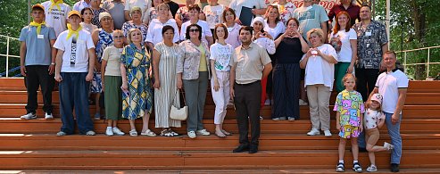 Душа степи: как в Александровом Гае объединились родители с большим сердцем