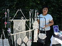 Красоту из узелков плетёт алгайская мастерица