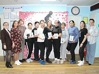 КЦСОН устроил релакс для александровогайских мам