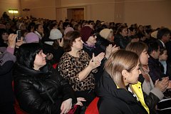 Для женщин Александров-Гая состоялся праздничный концерт