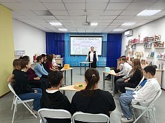 Исторический квест «Подвиг и память» собрал алгайских школьников в библиотеке