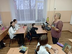 В Ал-Гае состоялась встреча школьников с представительницей «Союза Женщин России»