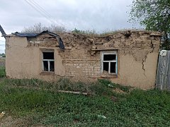 Проблема брошенных домов в Александров Гае: уютная старина или риск? 