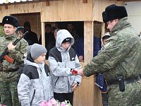  В Александров Гае простились с участником СВО Тимуром Летюшовым