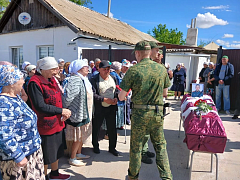 В Александровом Гае простились с гвардии старшим лейтенантом Байжаном Ермукановым