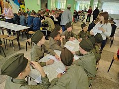 Ученики школы №3 представляют Александрово-Гайский район на региональной игре «Зарница 2.0» 