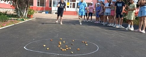 «Традиции — живая нить»: педагоги Александрово-Гайского района стали лучшими на областном фестивале