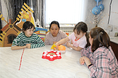 В Александрово-Гайском ЦСОН прошли творческие мастер-классы к Пасхе