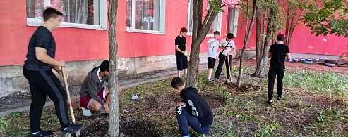 Для александровогайских школьников стартовало трудовое лето 