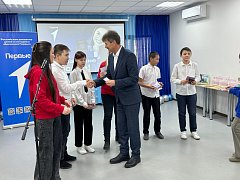 «Первым» из Александров Гая торжественно вручили первые паспорта