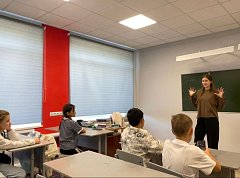 Волшебный мир театра раскрывают детям Александров Гая