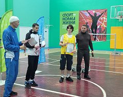 У школьников Александров Гая прошел муниципальный этап бадминтонной лиги