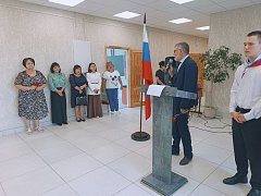 Школа №2 в Александров Гае увековечила память героически погибшего выпускника