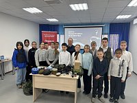 Александрово-Гайские школьники встретились с инспектором полиции