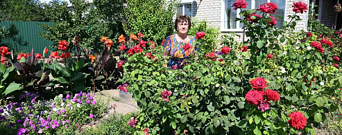 Сад надежды в Александровом Гае: «Цветы цветут, когда душа поёт»