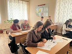 В Александровом Гае прошёл «Диктант Победы»