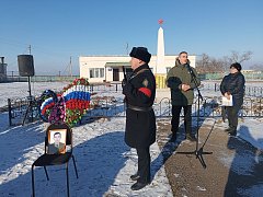 В Приузенском простились с Героем