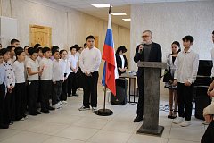 Погибшим – почесть, храбрым – честь: память о Мансуре Идрисове увековечена в школе №2