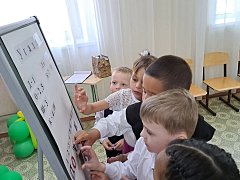В Александров Гае царит «выпускной бум»