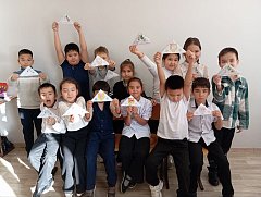 В Александрово-Гайском районе объявлена акция «Новый год на фронт»