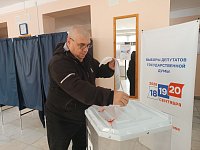 Александровогайцы определяют будущее района на избирательных участках